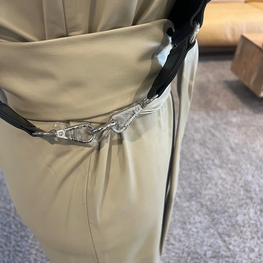 Hook & Strap Crossbody Carryall - Picture 5 of 8